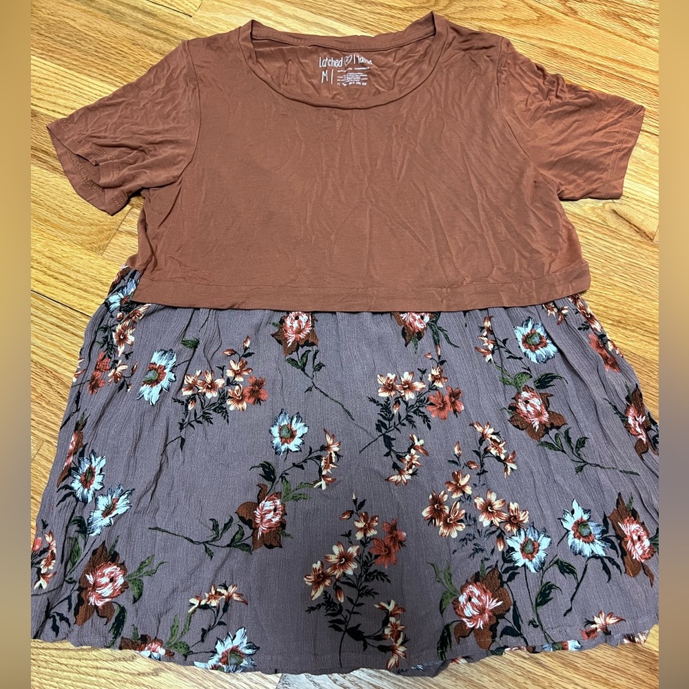 Latched Mama nursing top